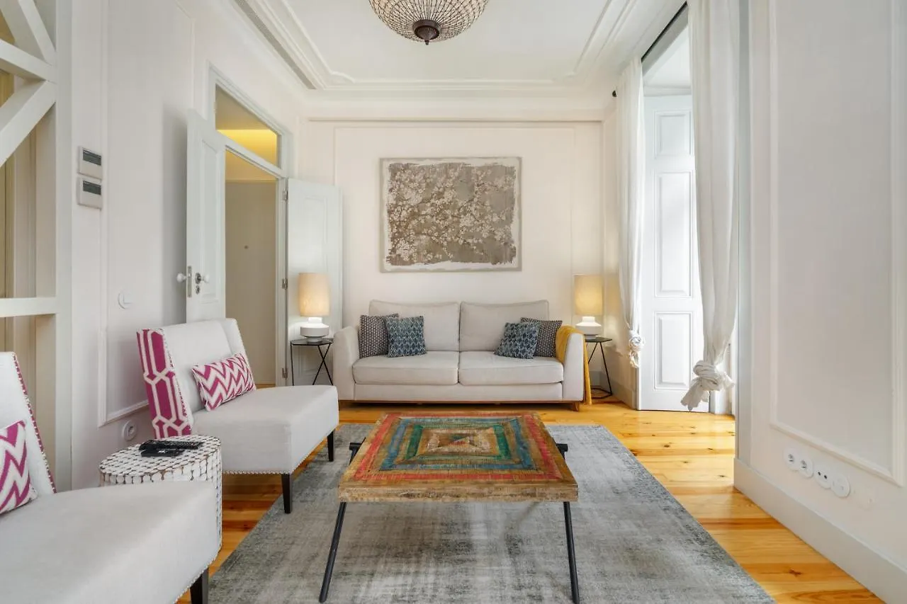 Whome Luxury Stay In Prime Location W/ Ac, Lift & Private Patio Lisboa
