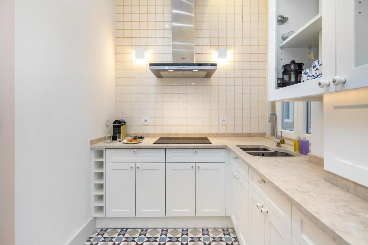 Whome Luxury Stay In Prime Location W/ Ac, Lift & Private Patio Lisboa Portugal