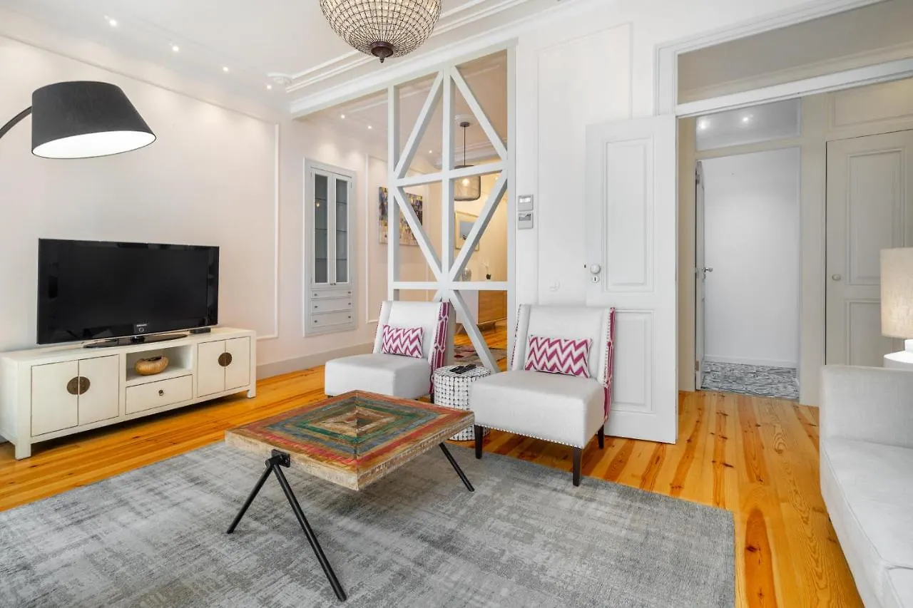 Apartamento Whome Luxury Stay In Prime Location W/ Ac, Lift & Private Patio Lisboa Portugal